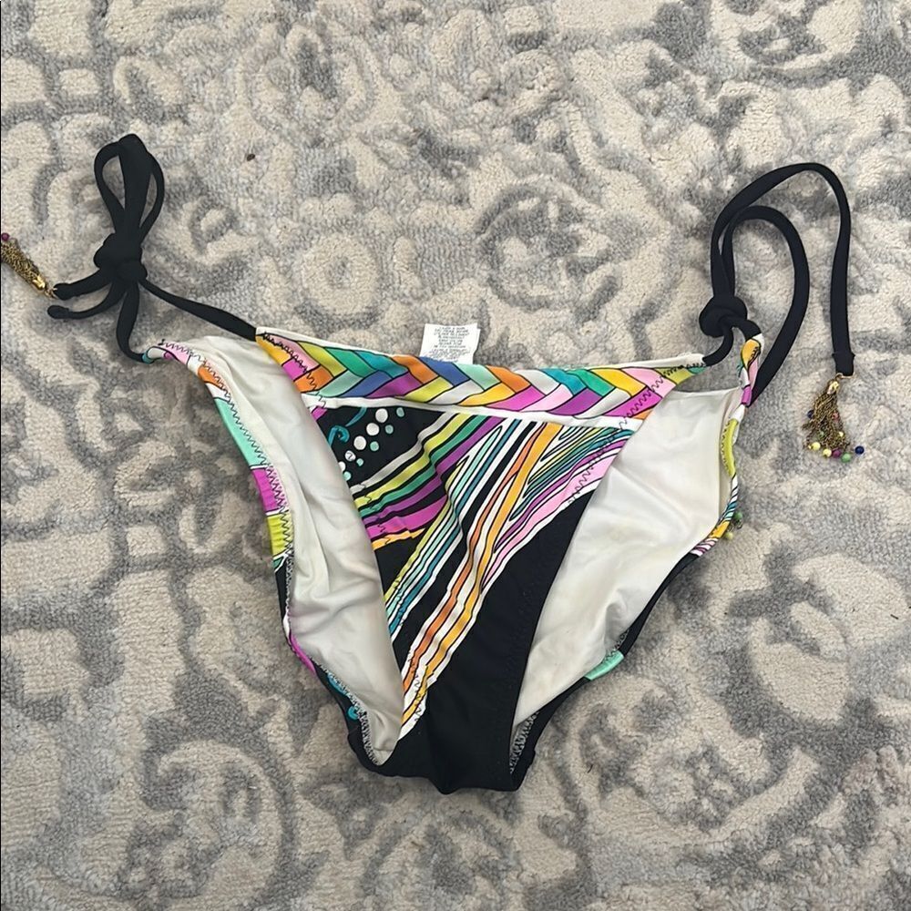 Trina Turk size 4 tropical Multicolor Striped Bikini Bottom